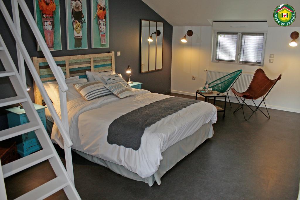 Bed & Breakfast Le Clos Du Miroir 3*